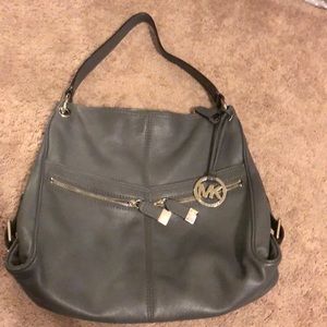 Michael Kors leather med to large shoulder bag